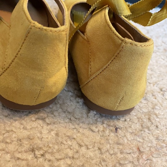 GB GIRLS - YELLOW SHOES - Picture 4 of 4